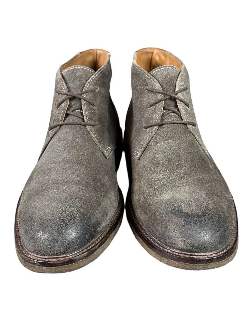 Johnston & Murphy Gray Suede Chukka Boots with Textured Heel
